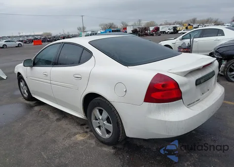 2007 Pontiac Grand Prix z USA, uszkodzony, nr VIN 2G2WP552871101707